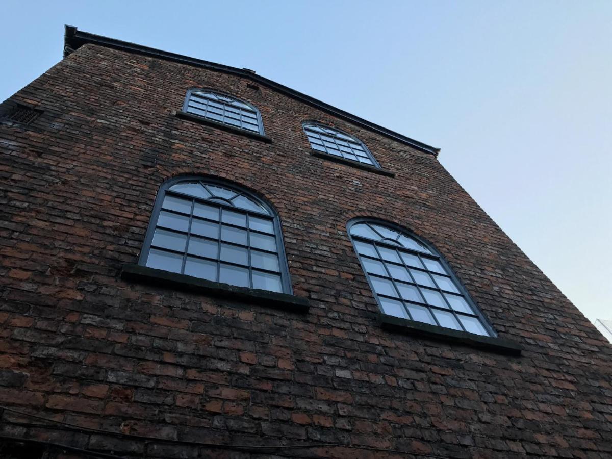 The Penthouse Gathering - Town Centre - Sleeps Up To 16 Wrexham Eksteriør billede